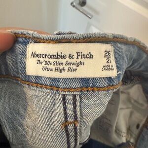 Abercrombie 90s Slim Straight Ultra-High Rise Jeans